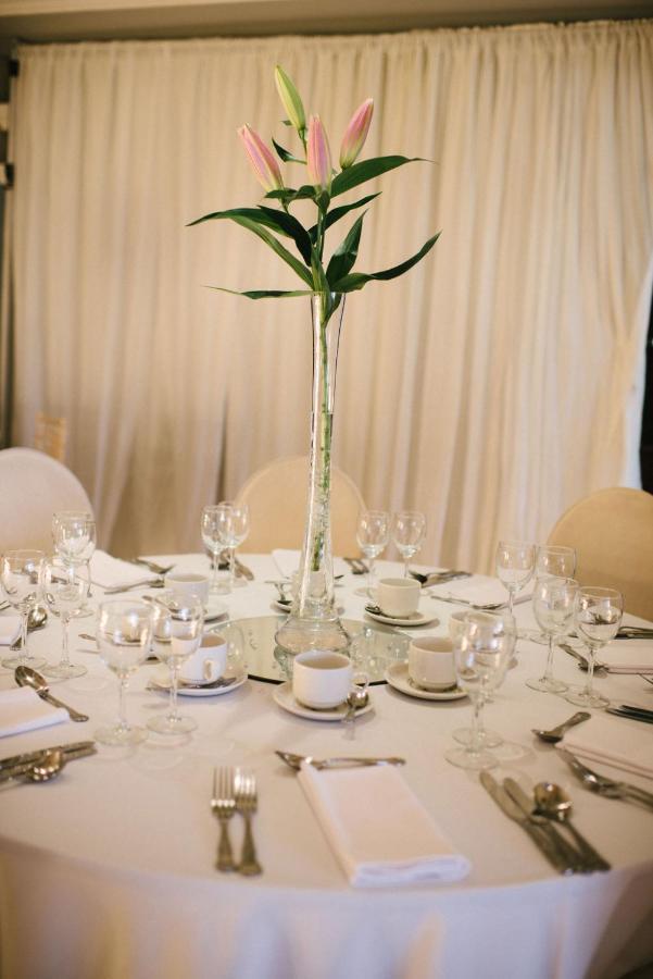 O'Neill Arms Hotel Toome المظهر الخارجي الصورة